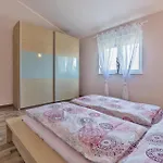 Cozy Home In Galizana * Galižana