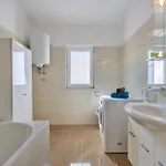 別荘 Cozy Home In Galizana