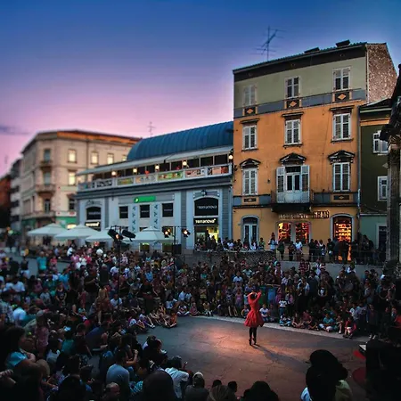 3 Bedroom Gorgeous In