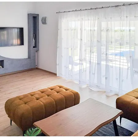 펜션 Cozy In Galižana