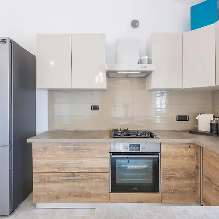 3 Bedroom Gorgeous In *