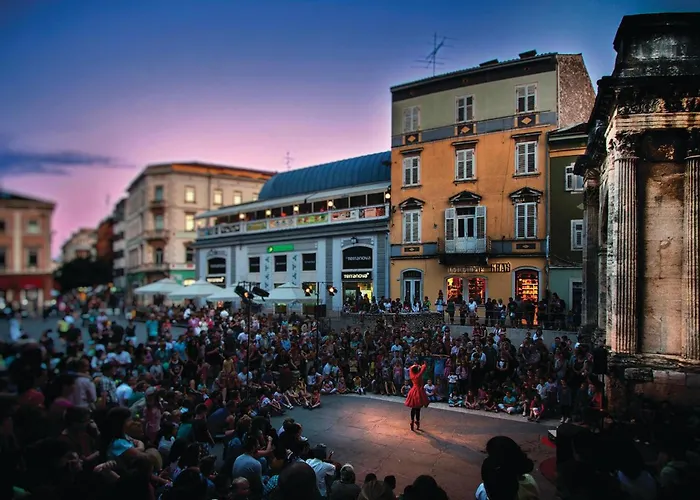 3 Bedroom Gorgeous In